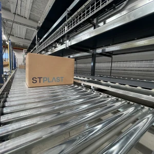 ST PLAST